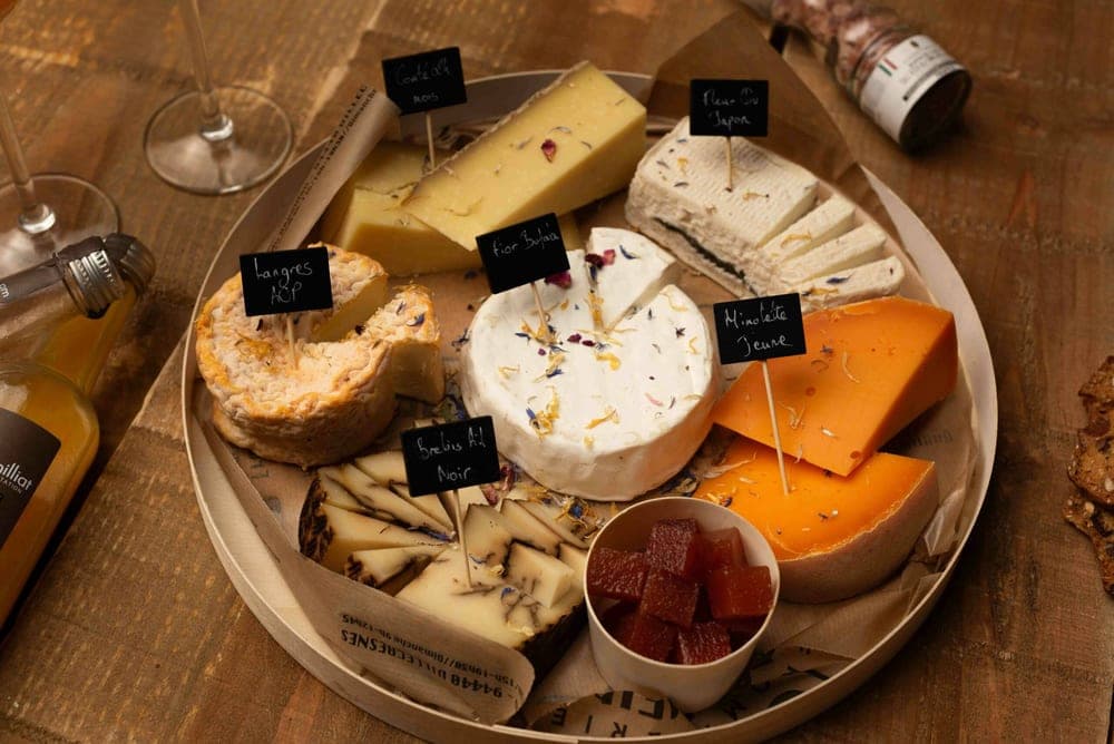 Plateau de fromages et de charcuterie de la Fromagerie Meumeu